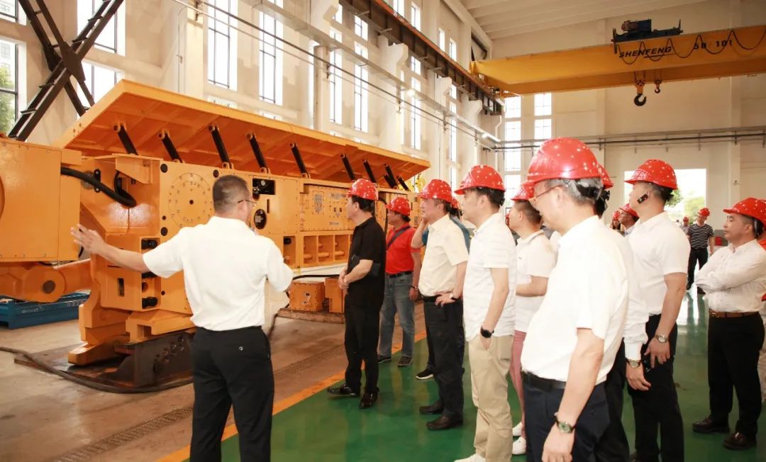 慶祝建黨百年華誕 商會組織企業(yè)家走進創(chuàng)力開展參觀座談等活動(圖6)