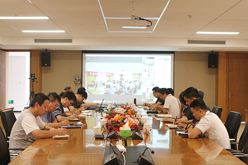 創(chuàng)力集團(tuán)召開“EJM智能掘錨一體機(jī)”項目專家評審會議(圖2) 創(chuàng)力集團(tuán)召開“EJM智能掘錨一體機(jī)”項目專家評審會議(圖2)