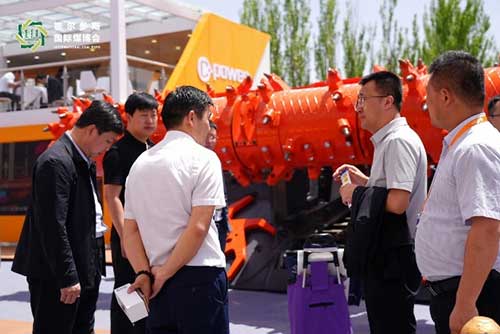 圖片2.jpg 上海創(chuàng)力集團參展第十八屆鄂爾多斯國際煤博會取得圓滿成功(圖2)